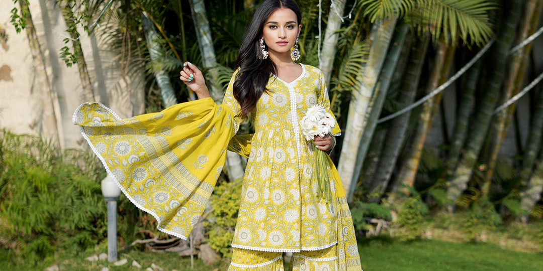 5 Aayushi Sharma-Inspired Looks For Summer Wedding - Libas