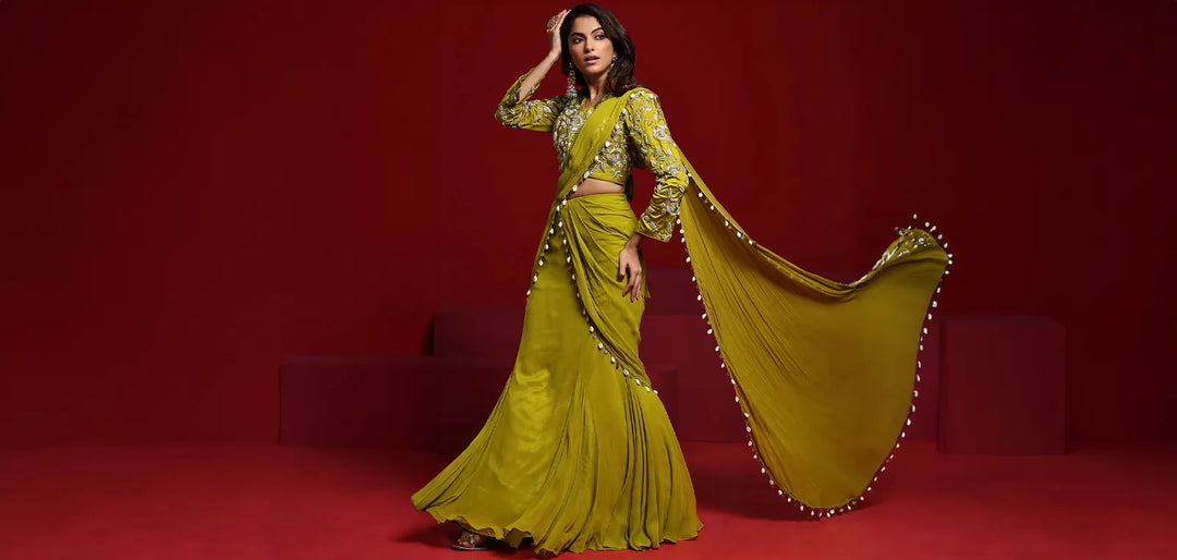 Embrace Trendsetting Elegance with Modern Saree Look