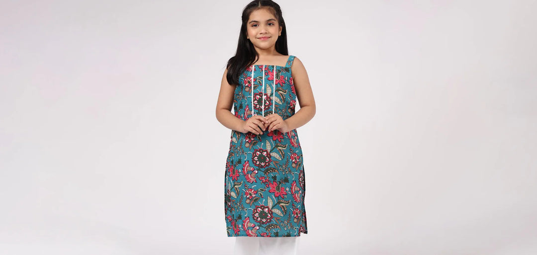 Perfect Ethnic Children’s Day Outfits For Your Little Girl - Libas