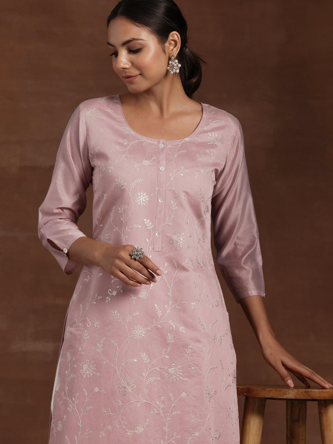 Mauve Embroidered Silk Straight Kurta - Libas