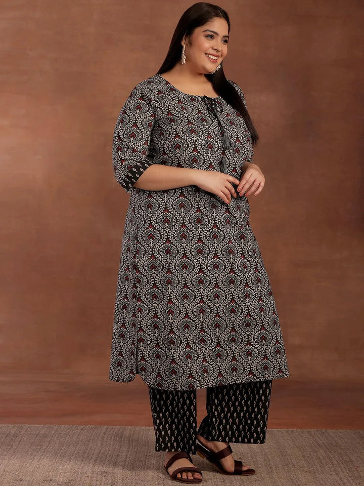 Plus Size Black Printed Cotton Straight Kurta With Palazzos - Libas