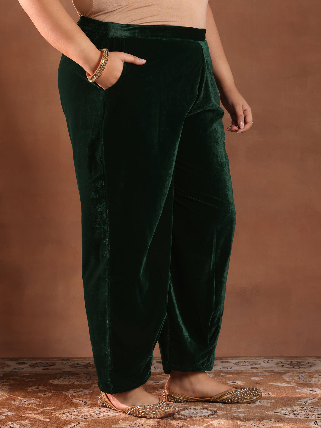  Plus Size Green Yoke Design Velvet Straight Suit Set With Dupatta 