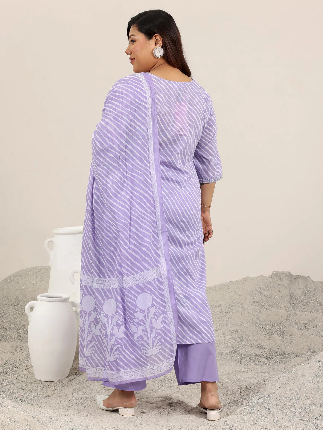  Plus Size Lavender Printed Cotton Straight Suit Set With Dupatta 