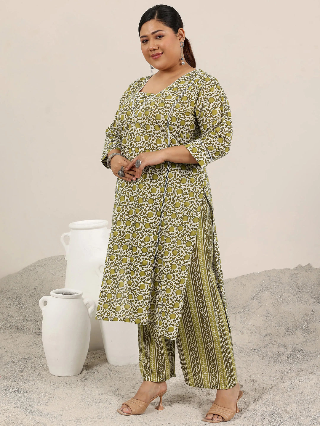  Plus Size Green Printed Cotton Straight Suit Set With Dupatta 