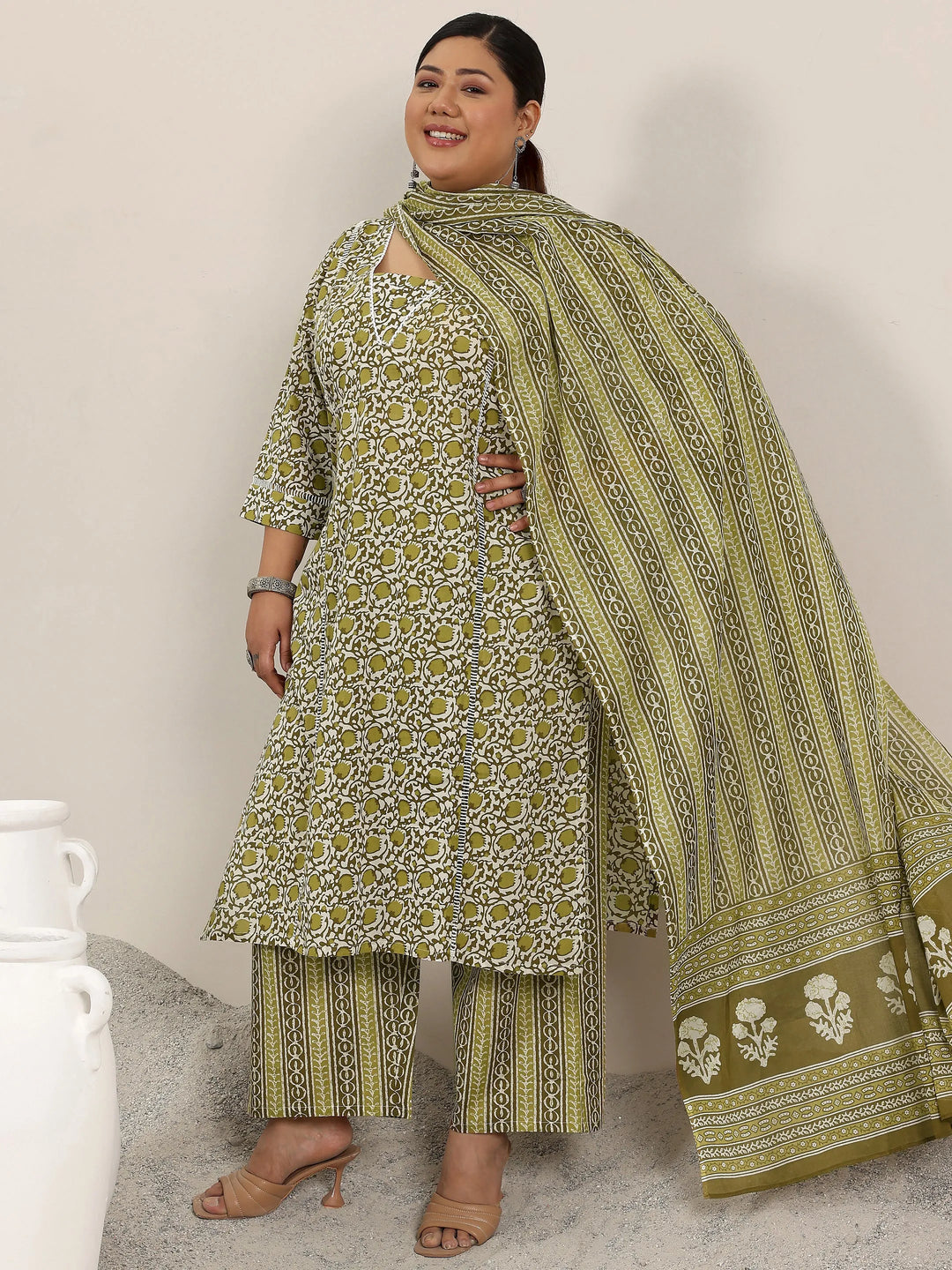  Plus Size Green Printed Cotton Straight Suit Set With Dupatta 