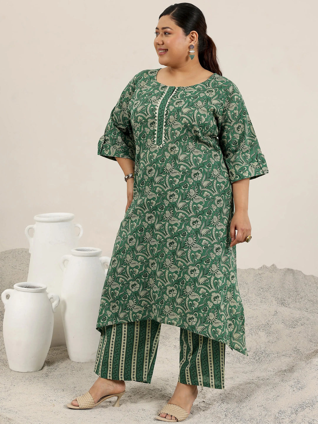  Plus Size Green Printed Cotton Straight Kurta Set 