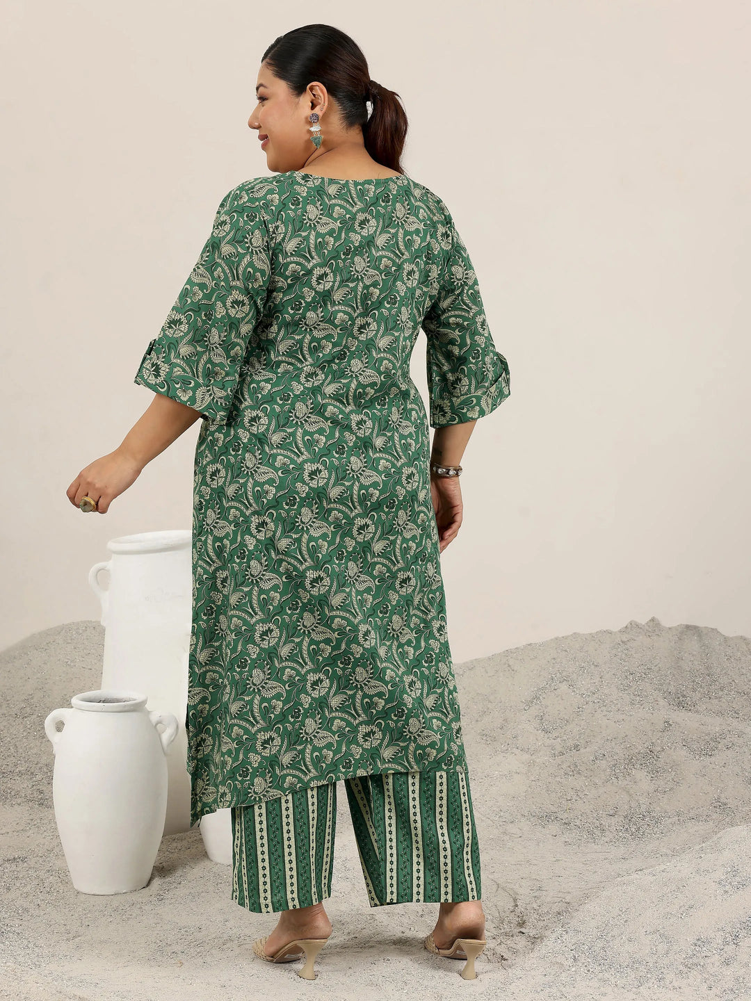  Plus Size Green Printed Cotton Straight Kurta Set 