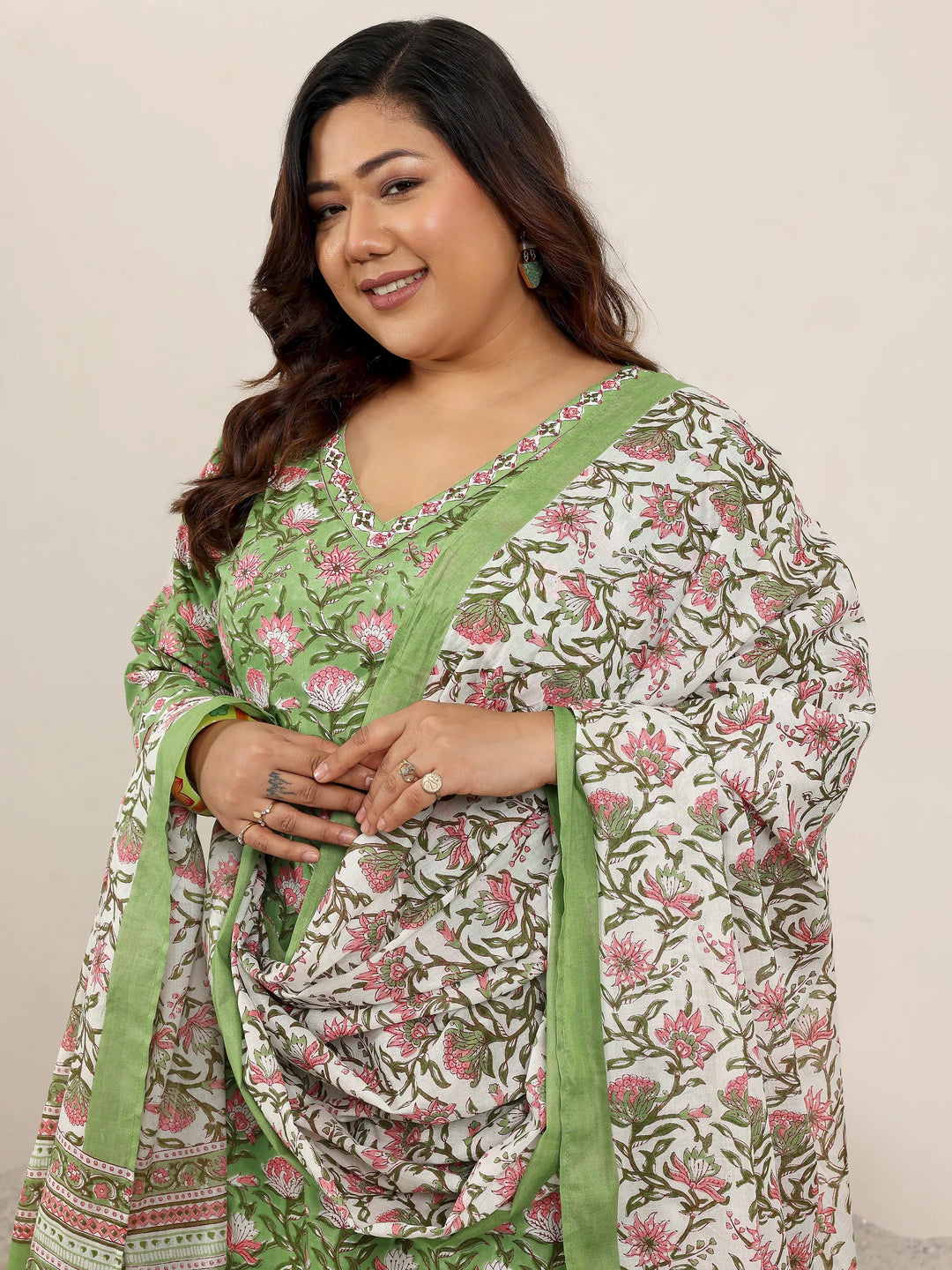  Plus Size Green Printed Cotton Straight Suit Set With Dupatta 