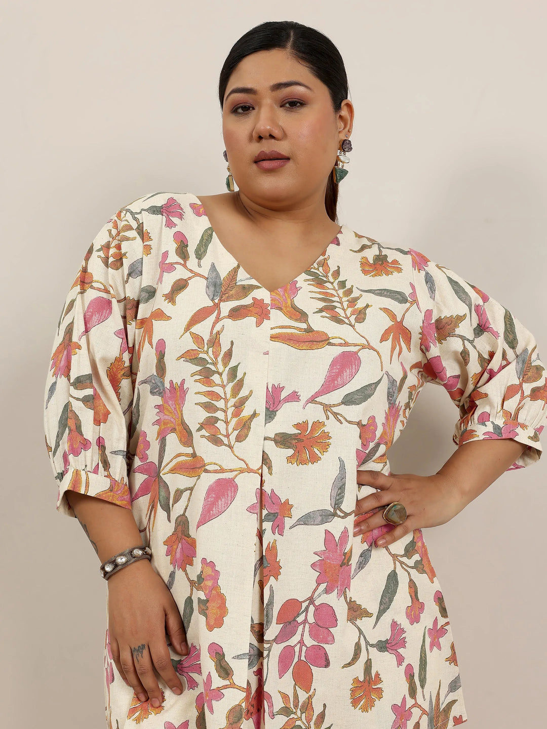  Plus Size Off White Printed Cotton Co-Ord Sets 