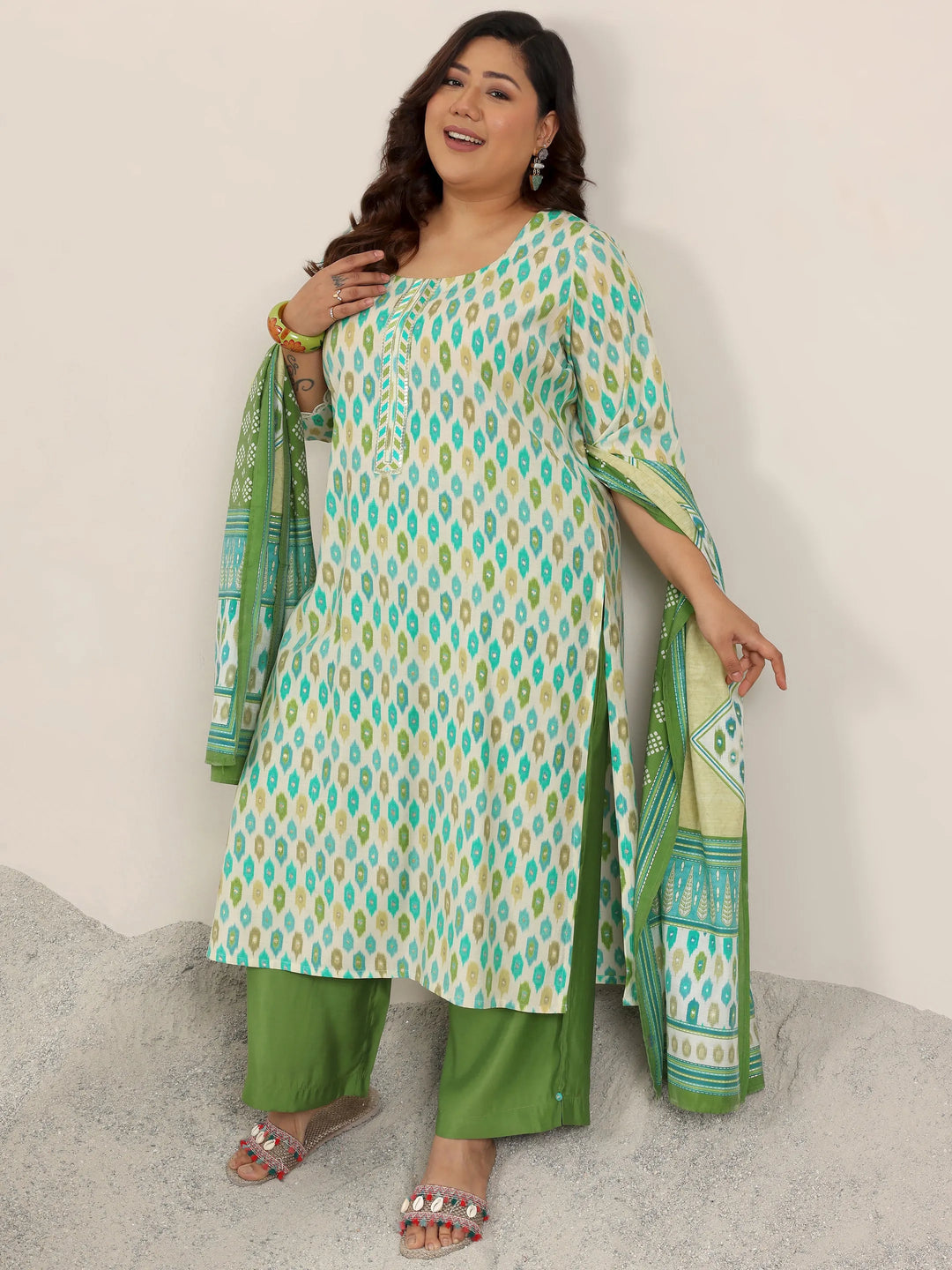  Plus Size Green Printed Silk Blend Straight Suit Set With Dupatta 