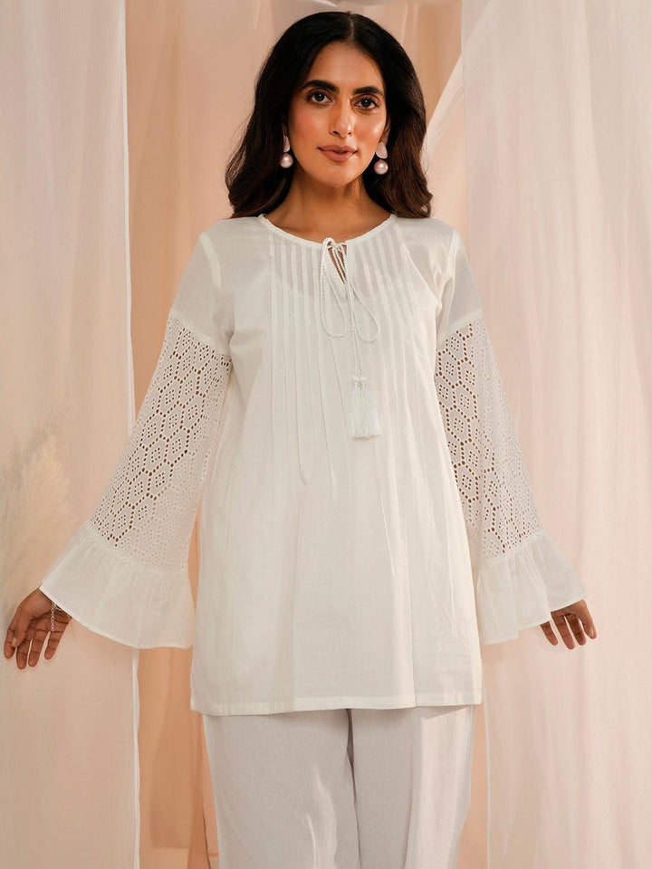 White Solid Cotton Straight Kurti - Libas