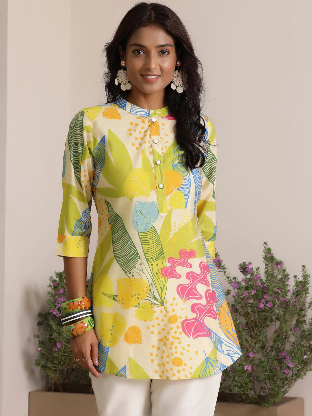 Cream Printed Silk Blend Straight Kurti