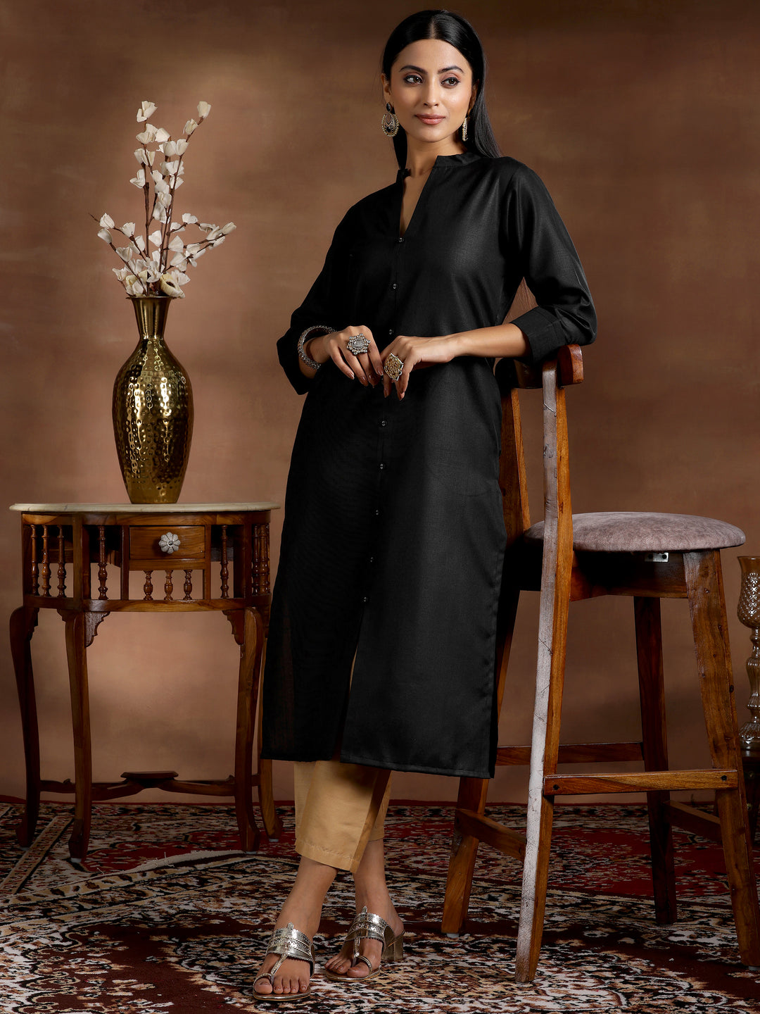  Black Solid Cotton Blend Straight Kurta 