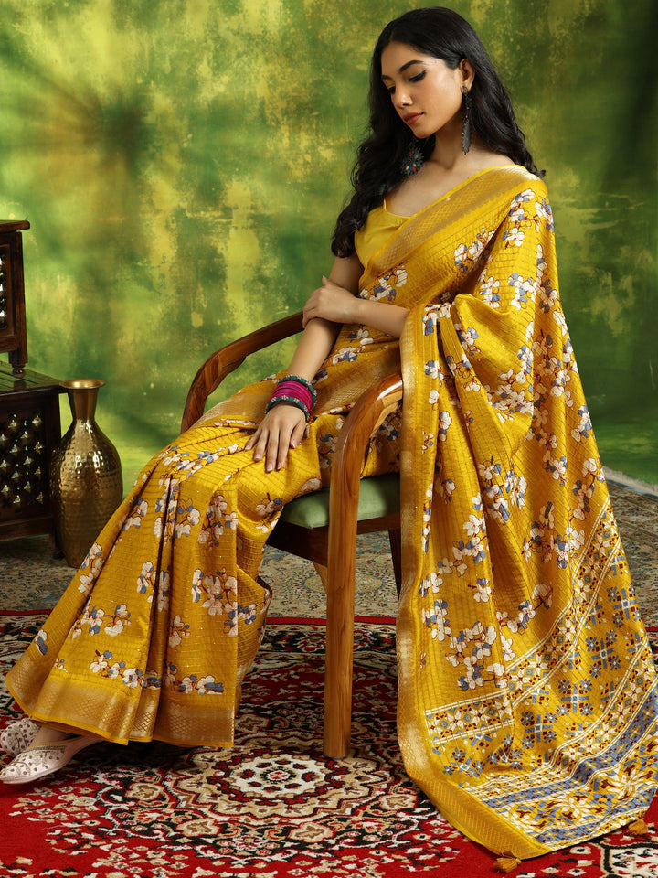 Mustard Printed Silk Blend Saree With Unstitched Blouse Piece - Libas