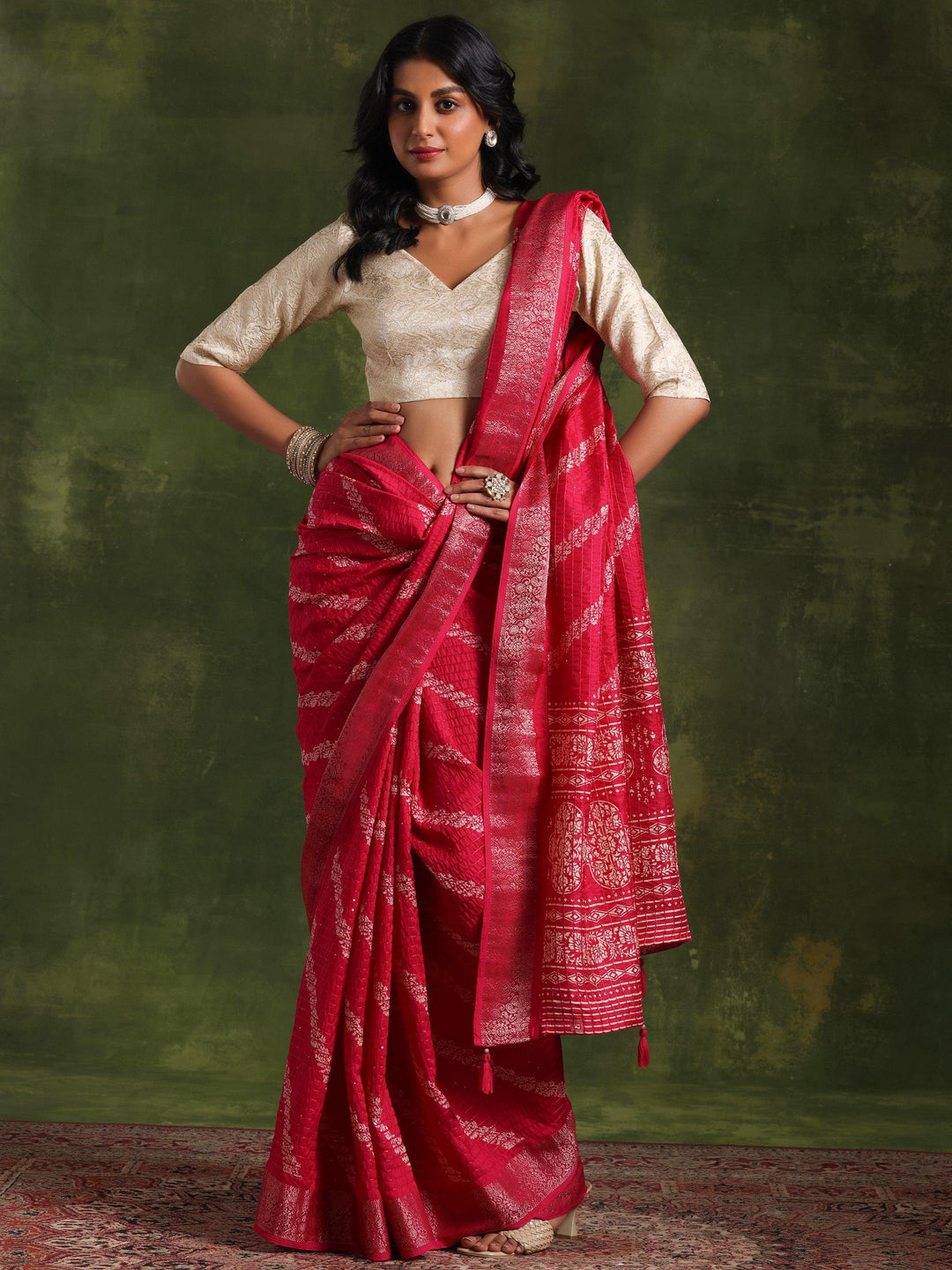 Pink Printed Silk Blend Saree With Unstitched Blouse Piece - Libas 