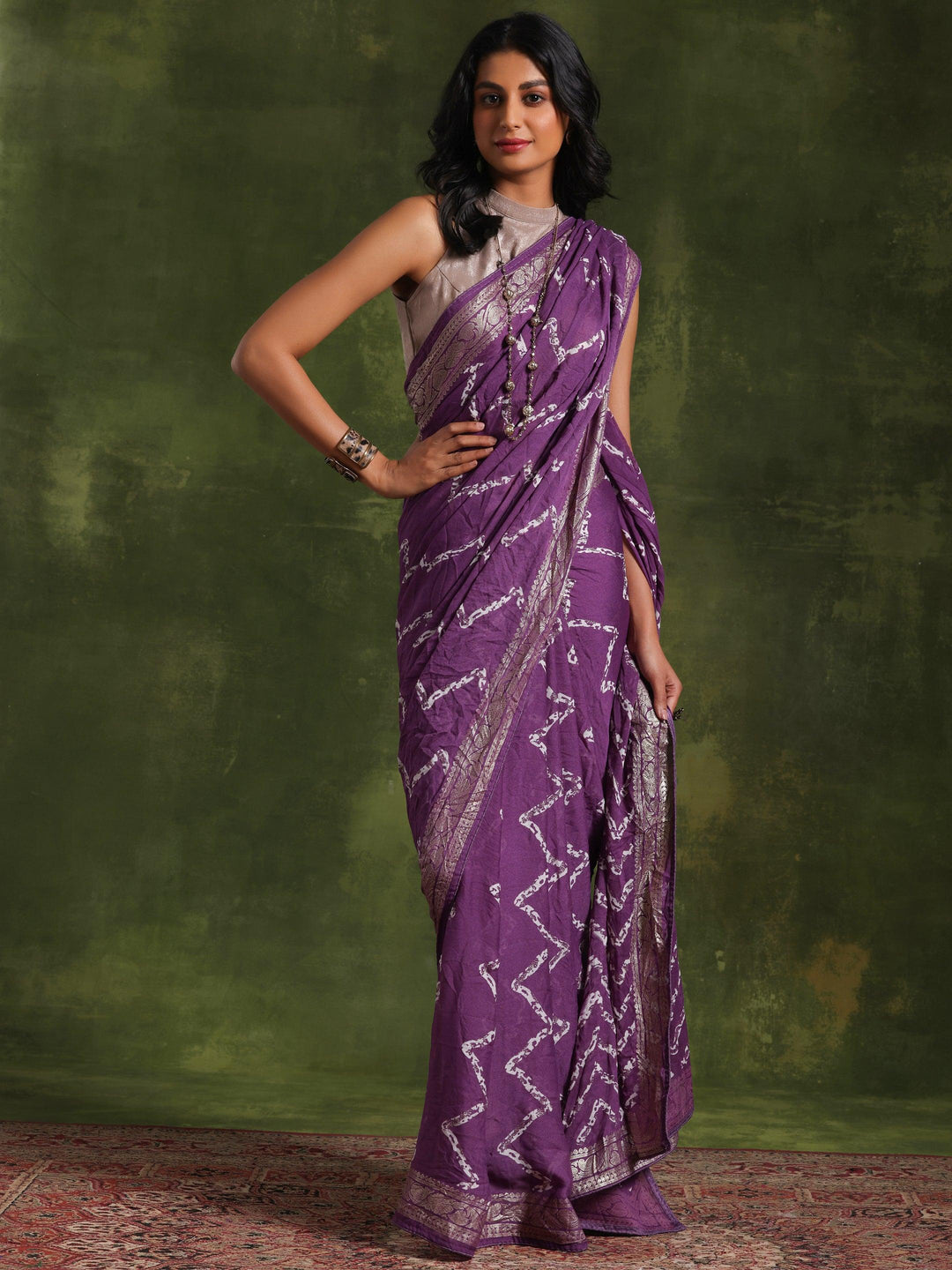 Lavender Printed Poly Georgette Saree With Unstitched Blouse Piece - Libas