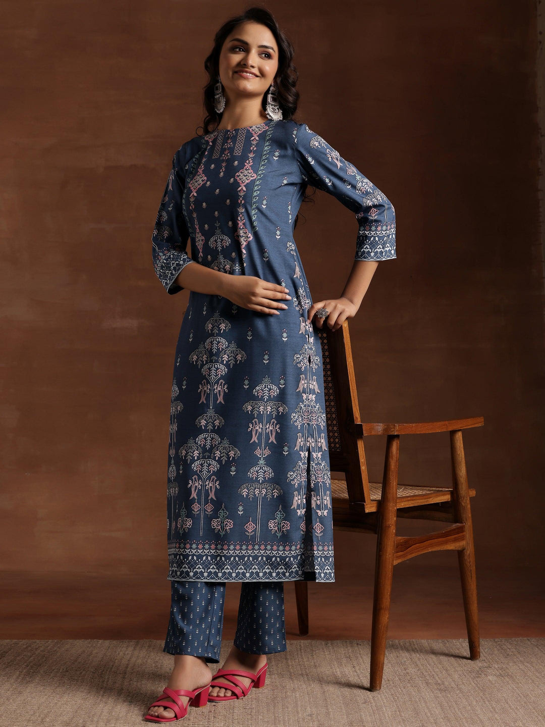 Grey Printed Crepe Straight Kurta Set - Libas