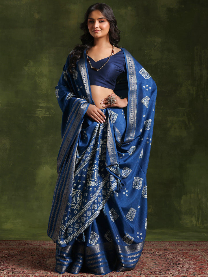 Teal Printed Silk Blend Saree With Unstitched Blouse Piece - Libas