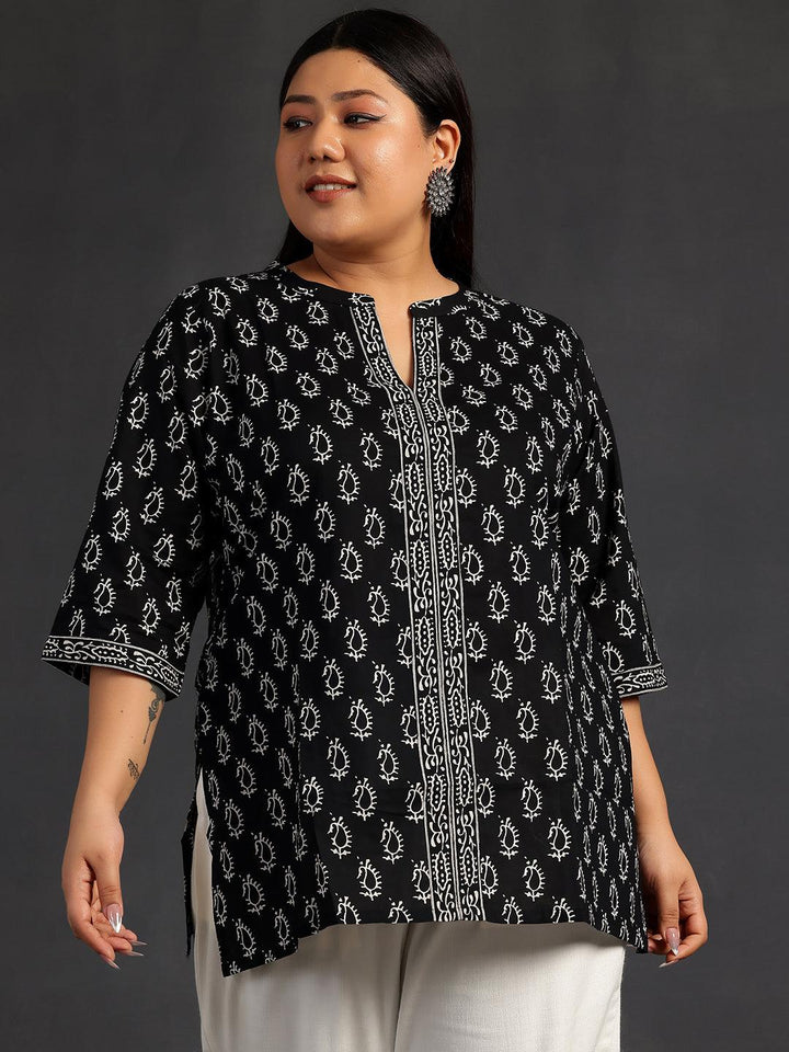 Plus Size Black Printed Cotton Straight Kurti - Libas