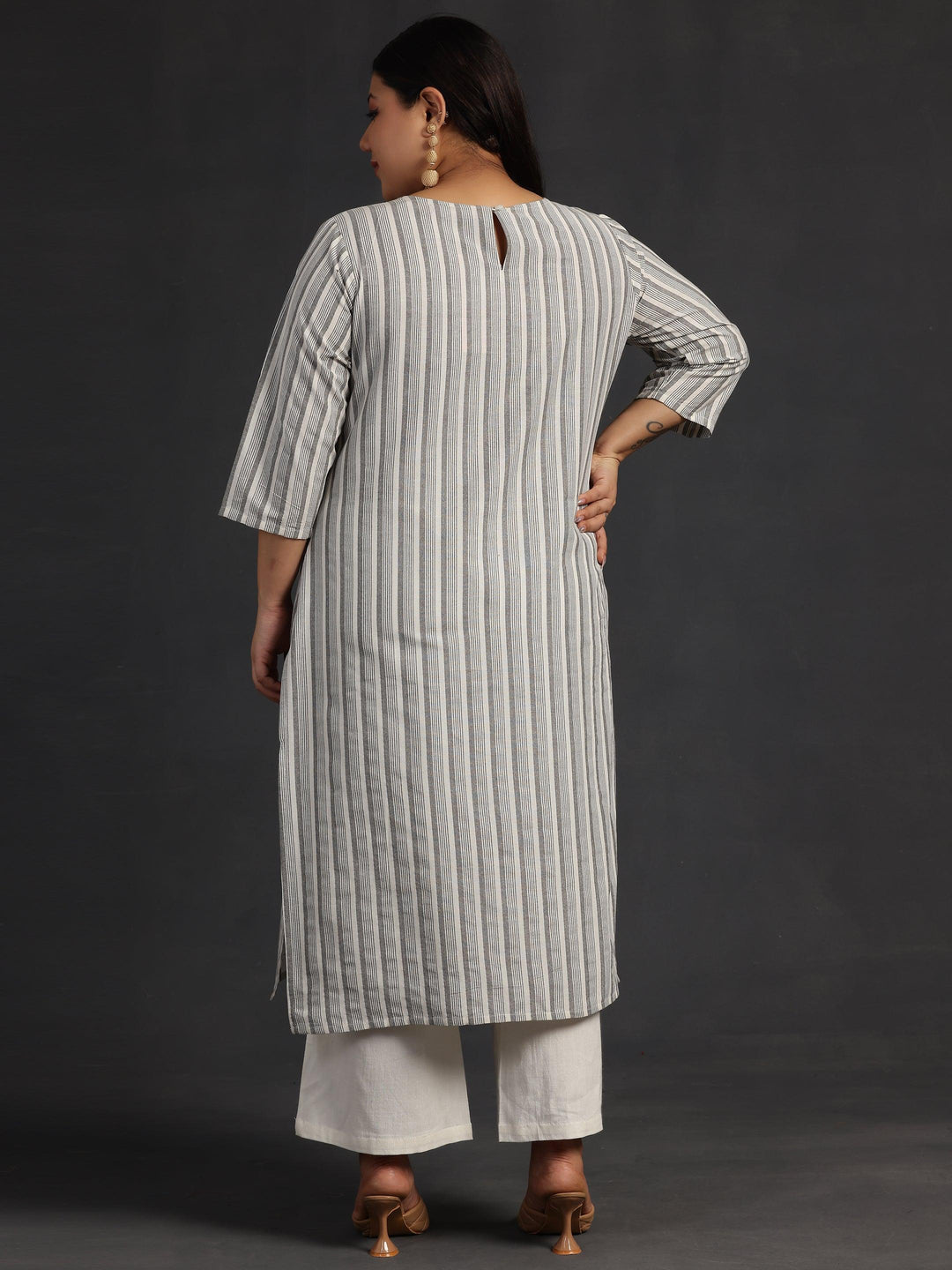 Plus Size Off White Printed Cotton Straight Kurta - Libas