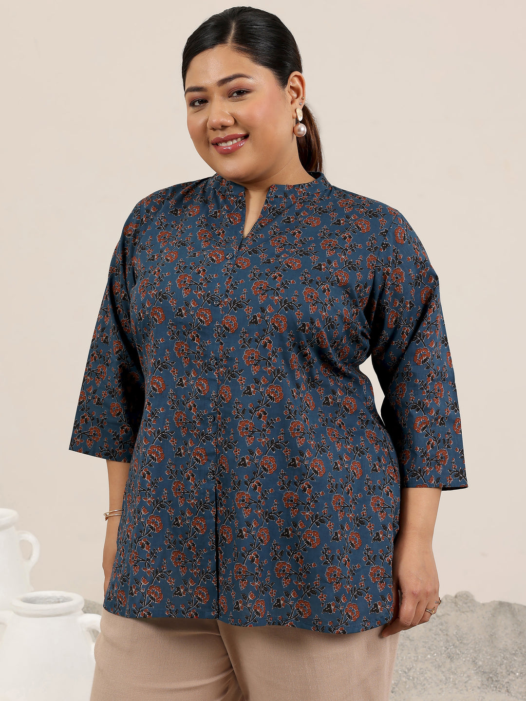  Plus Size Blue Printed Cotton Straight Short Kurti 