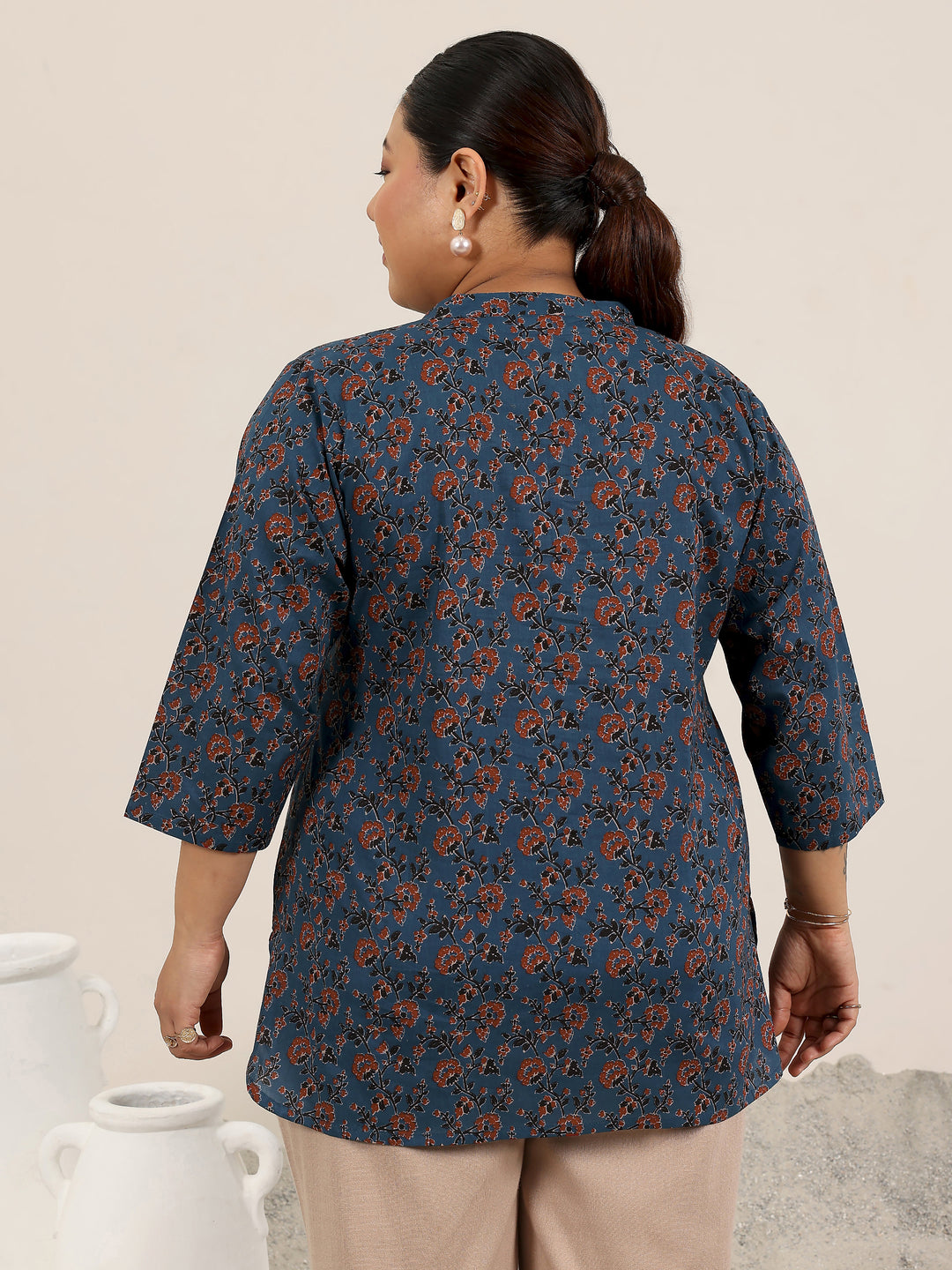  Plus Size Blue Printed Cotton Straight Short Kurti 