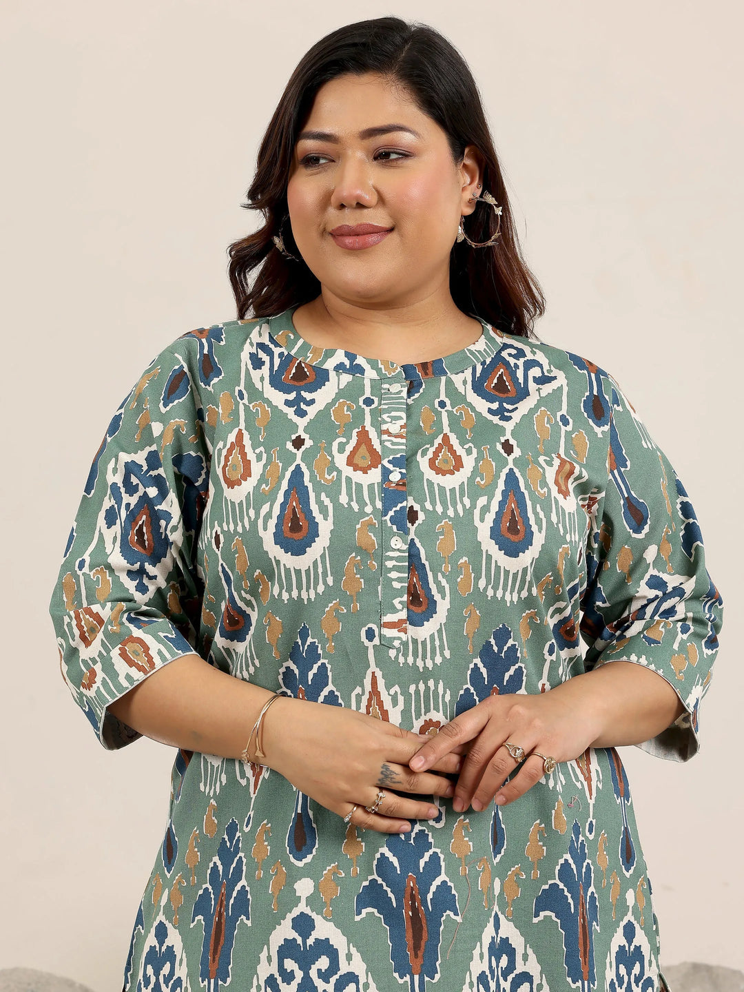  Plus Size Green Printed Cotton Straight Short Kurti 