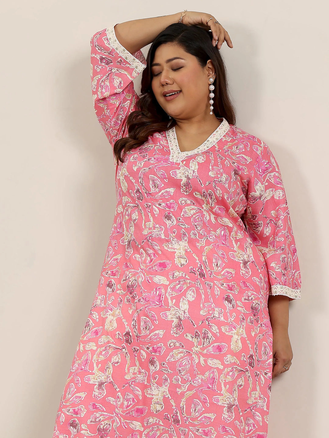  Plus Size Pink Printed Cotton Straight Kurta 