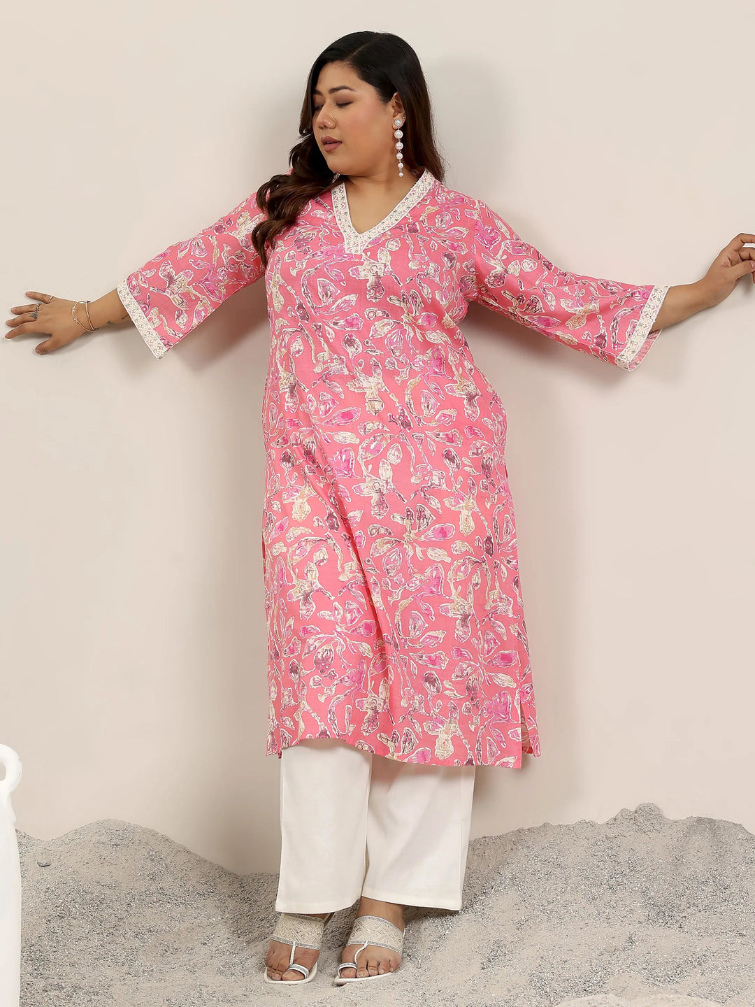  Plus Size Pink Printed Cotton Straight Kurta 