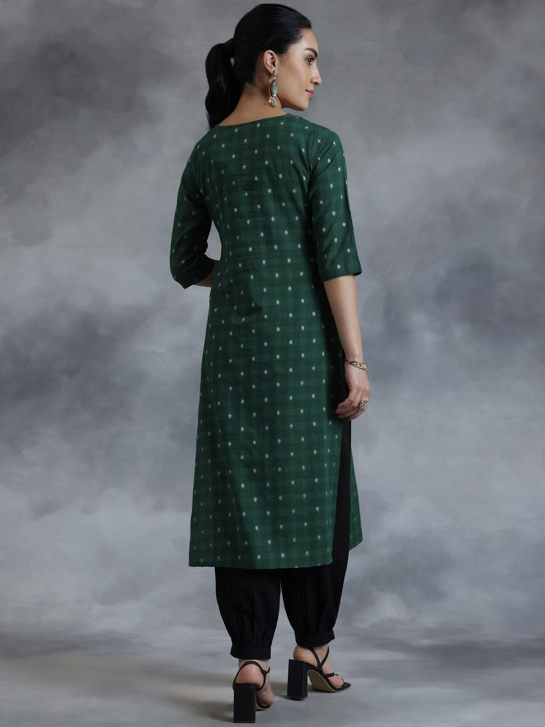 Green Yoke Design Cotton Straight Kurta - Libas 