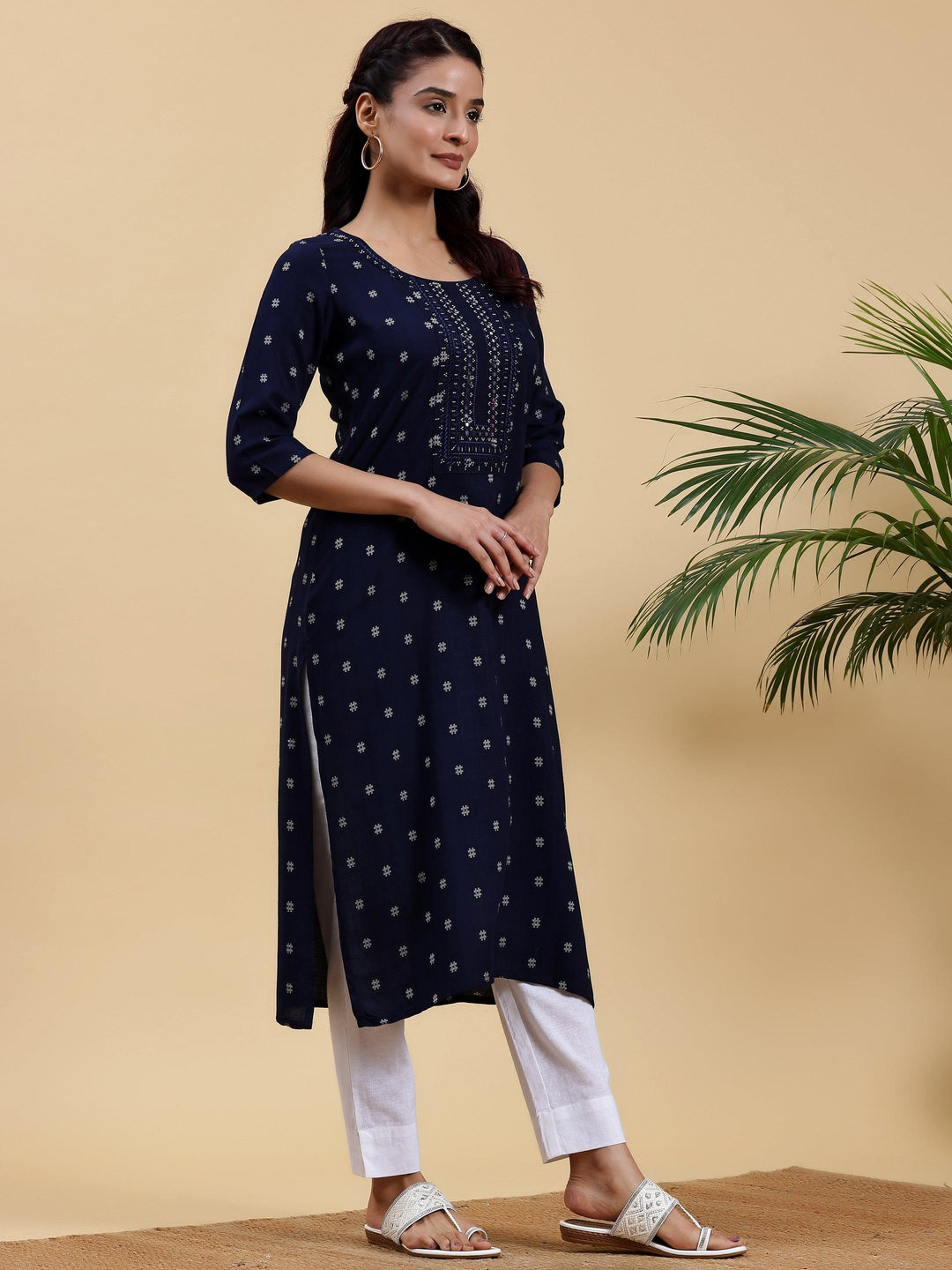 Blue Embroidered Cotton Straight Kurta - Libas