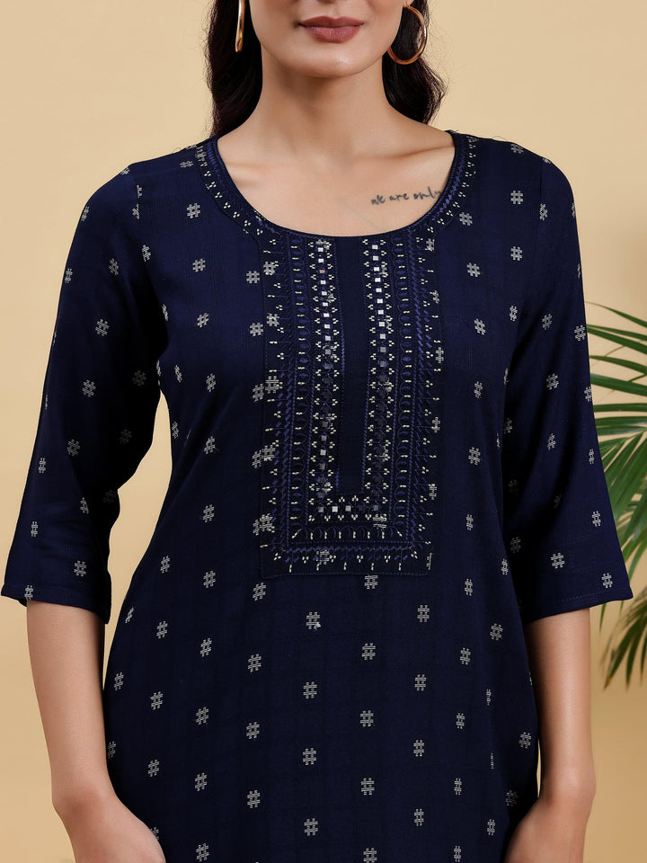 Blue Embroidered Cotton Straight Kurta - Libas