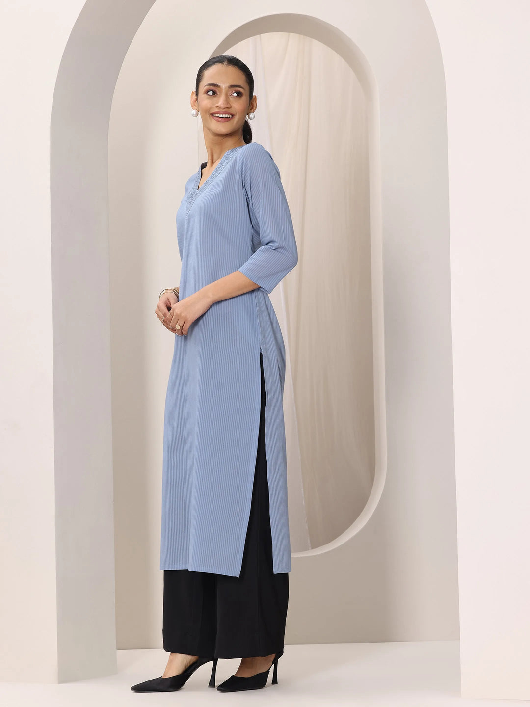  Blue Printed Cotton Straight Kurta 