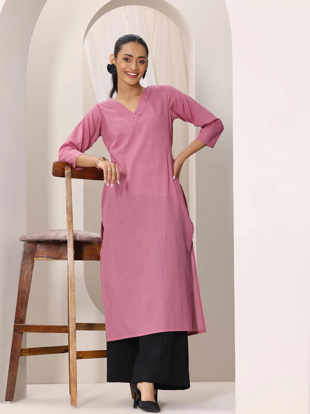  Pink Printed Cotton Straight Kurta 