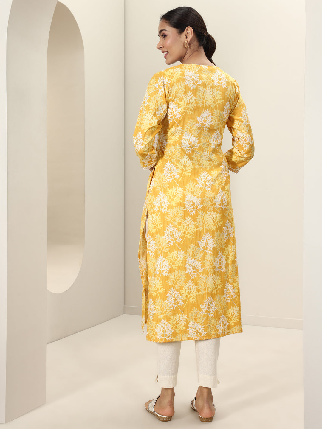  Yellow Printed Cotton Straight Kurta 