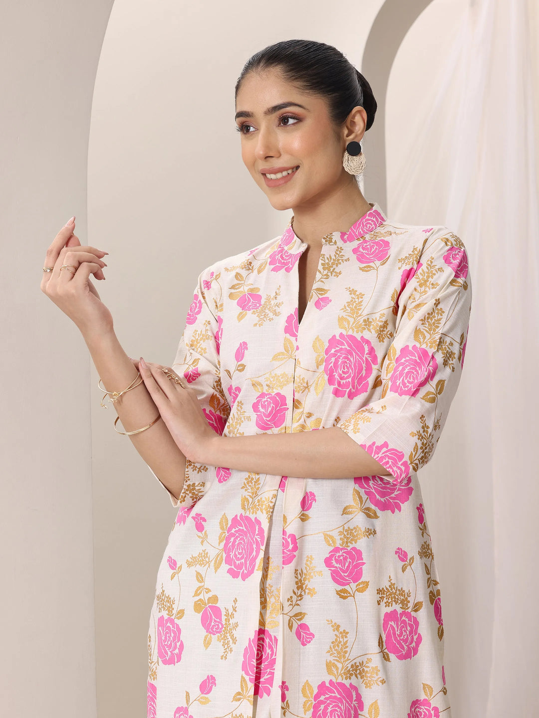 Pink Printed Cotton Blend Straight Kurta