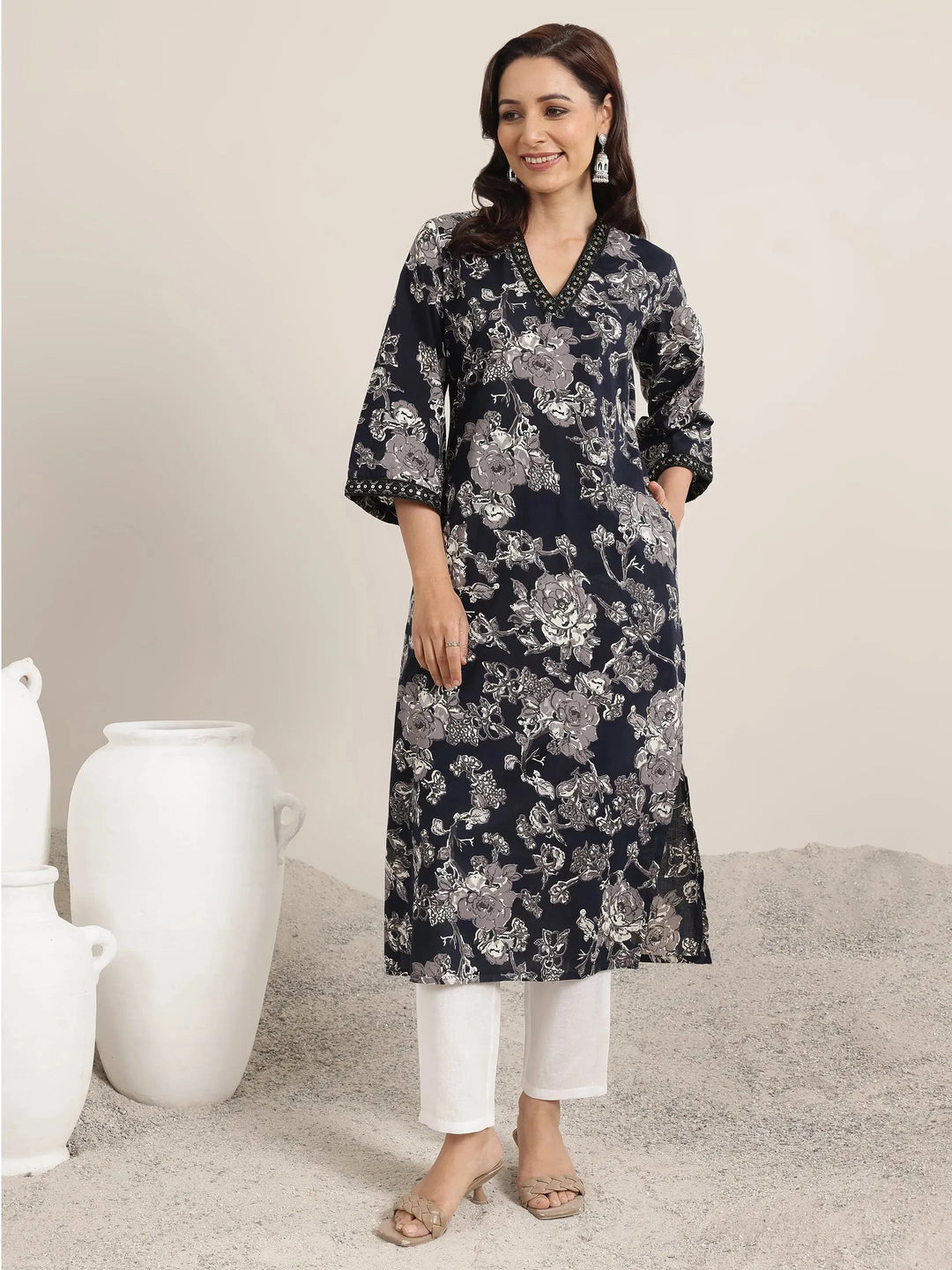  Black Printed Cotton Straight Kurta 