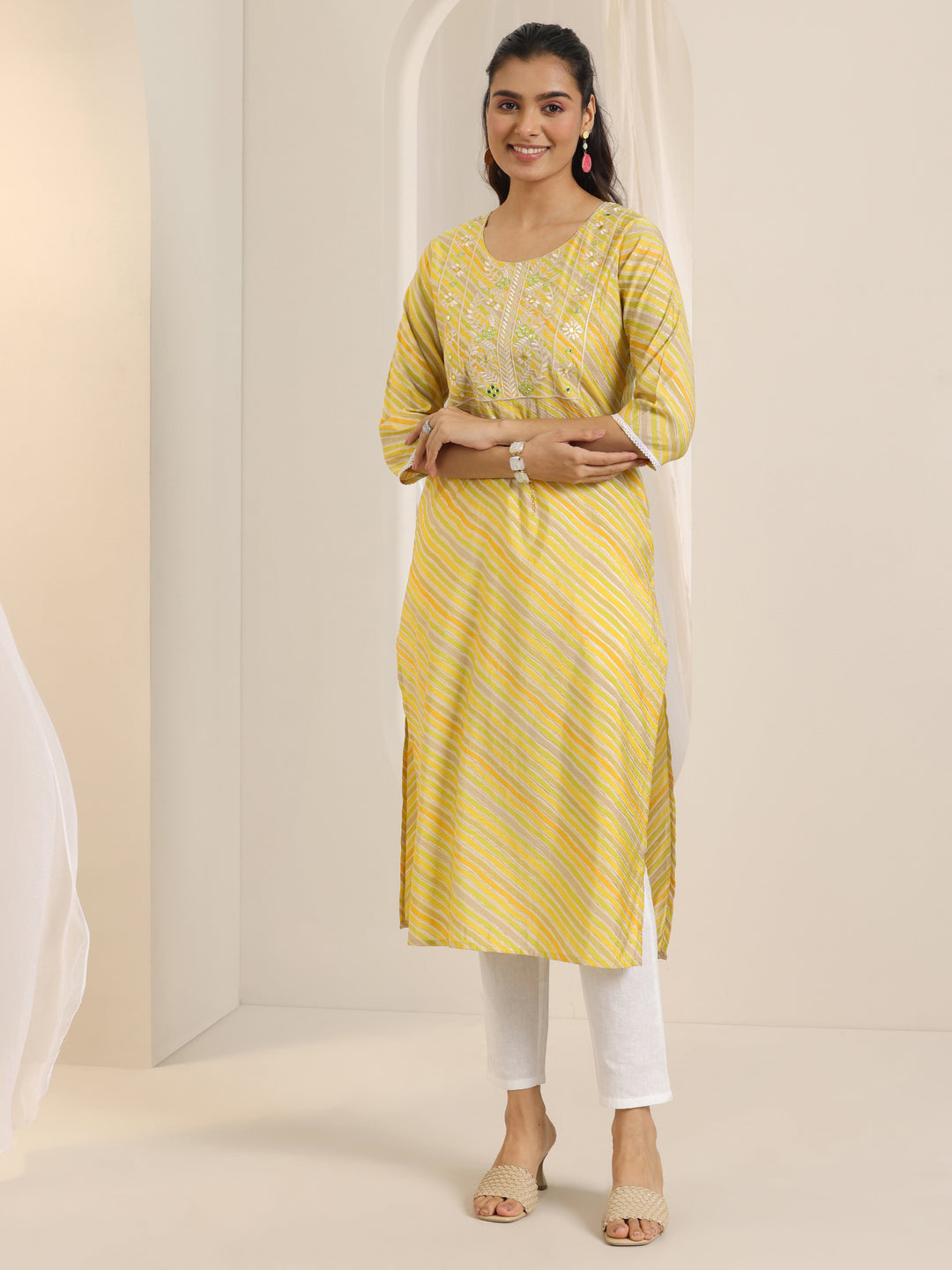  Mustard Printed Silk Blend Straight Kurta 