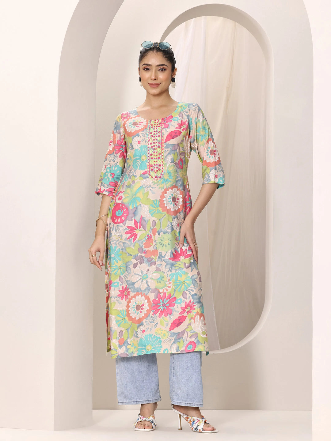  Multi Printed Silk Blend Straight Kurta 