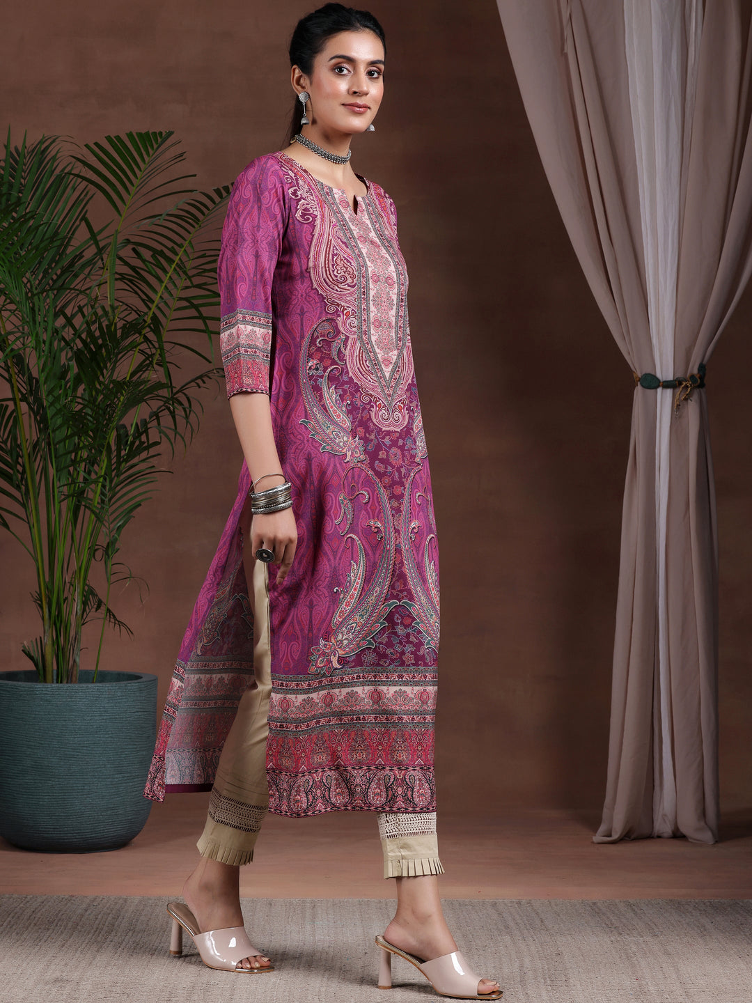  Mauve Printed Crepe Straight Kurta 