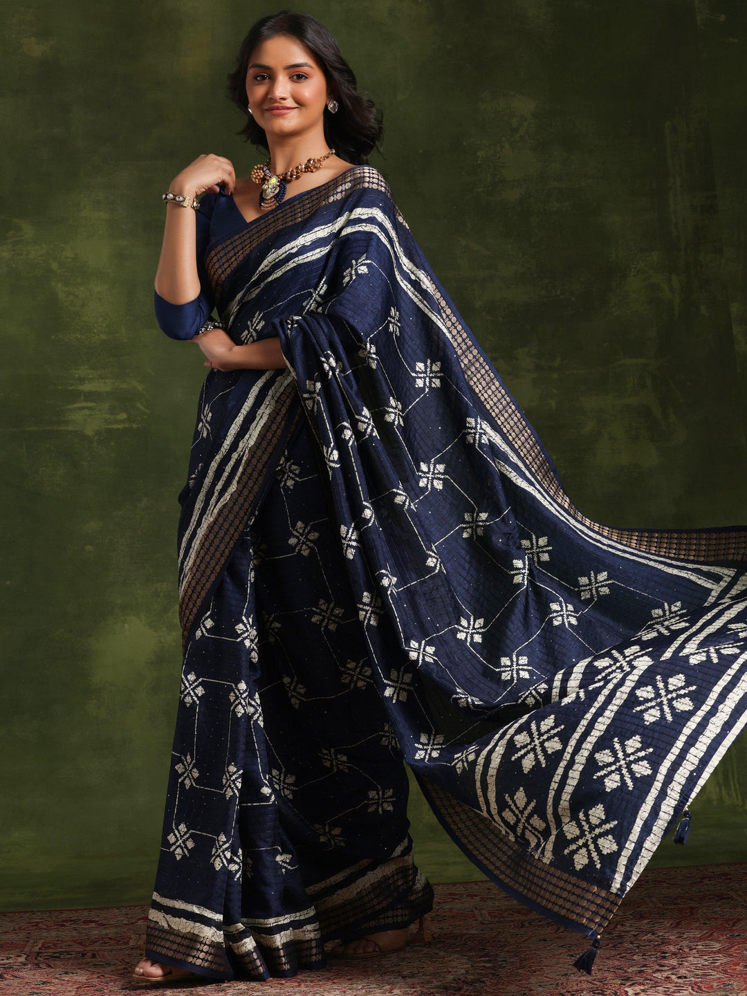 Blue Printed Silk Blend Saree With Unstitched Blouse Piece - Libas