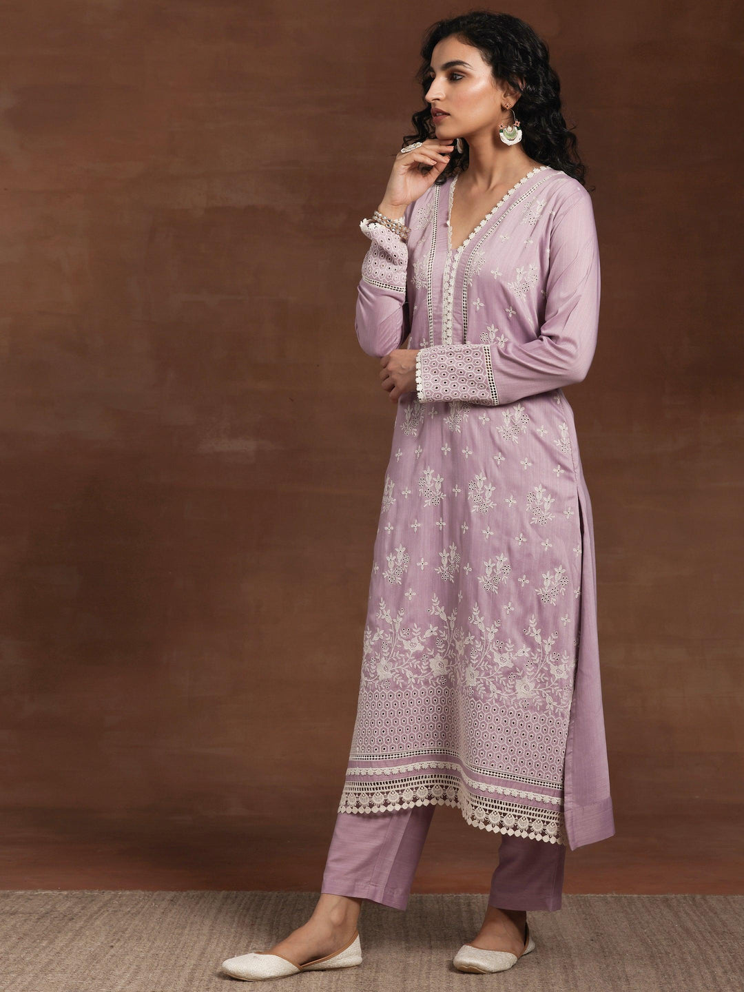 Lilac Embroidered Silk Blend Straight Suit With Dupatta - Libas