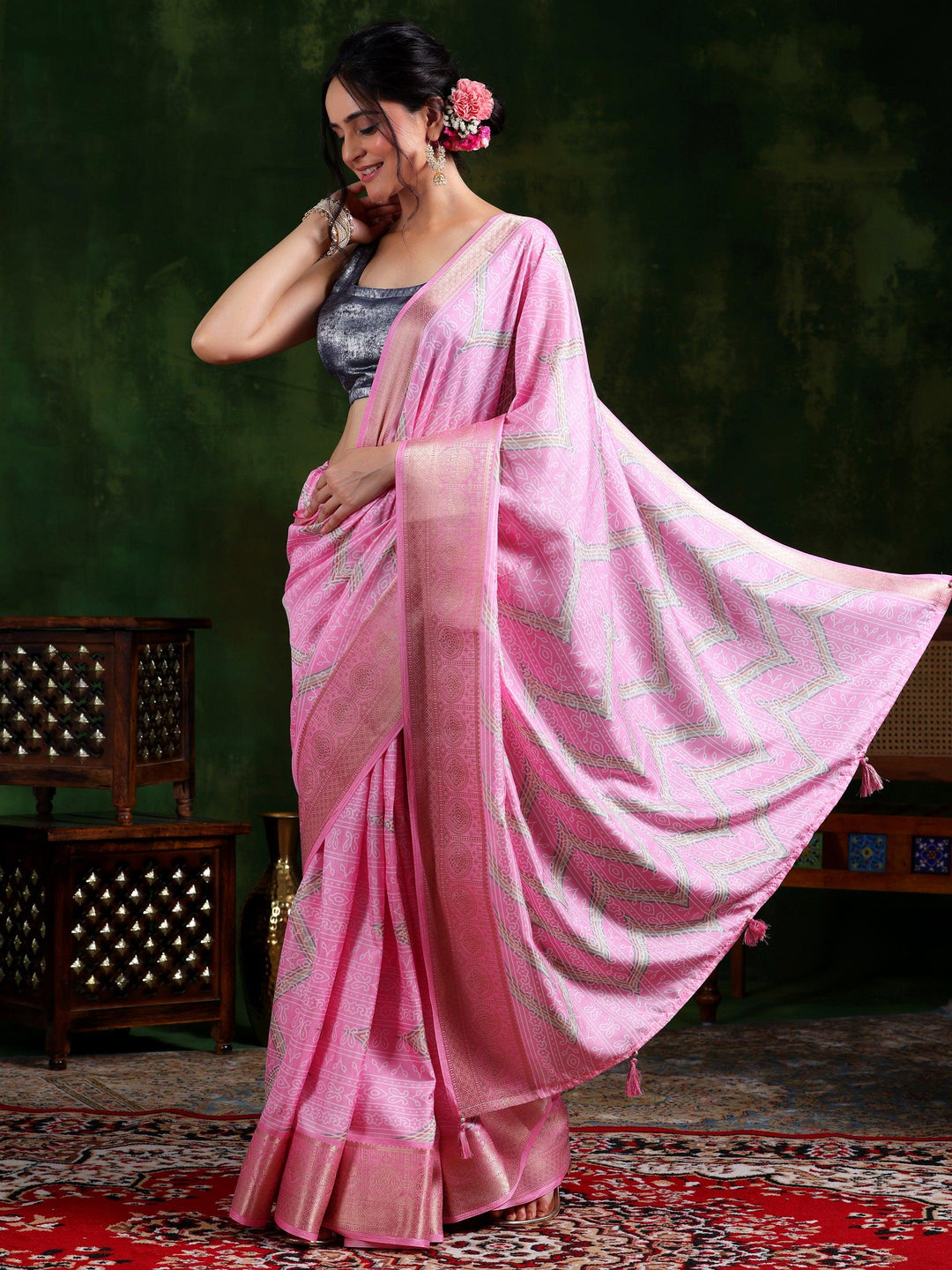 Pink Printed Silk Blend Saree With Unstitched Blouse Piece - Libas 