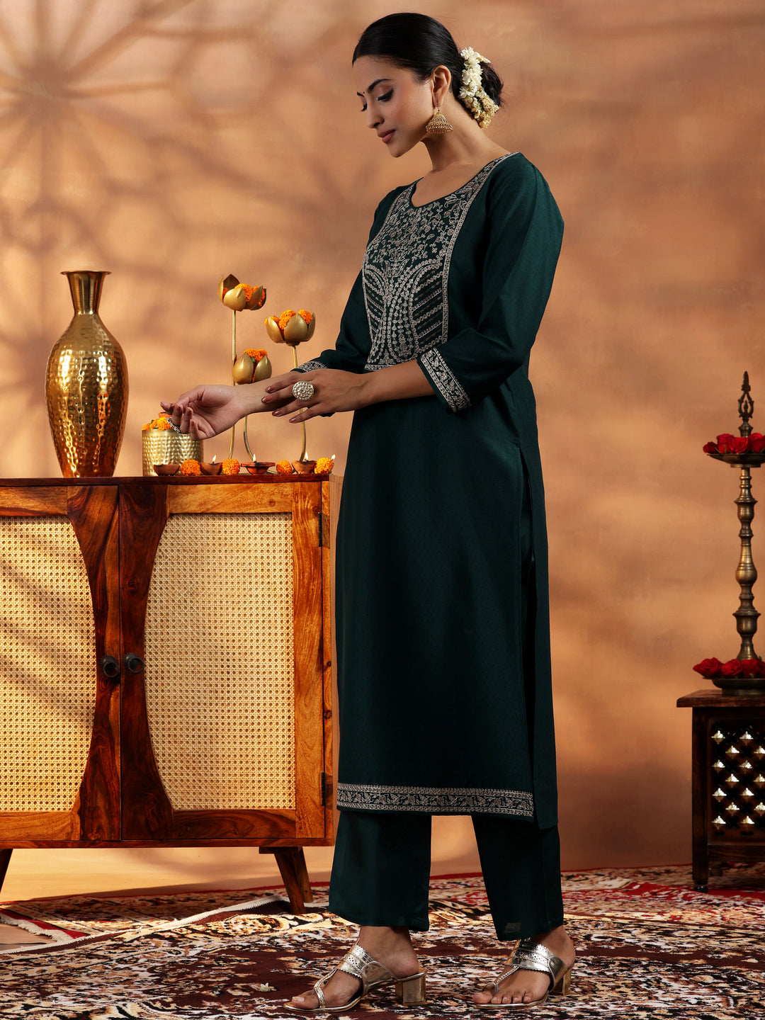  Green Embroidered Silk Blend A-Line Kurta With Trousers & Dupatta 