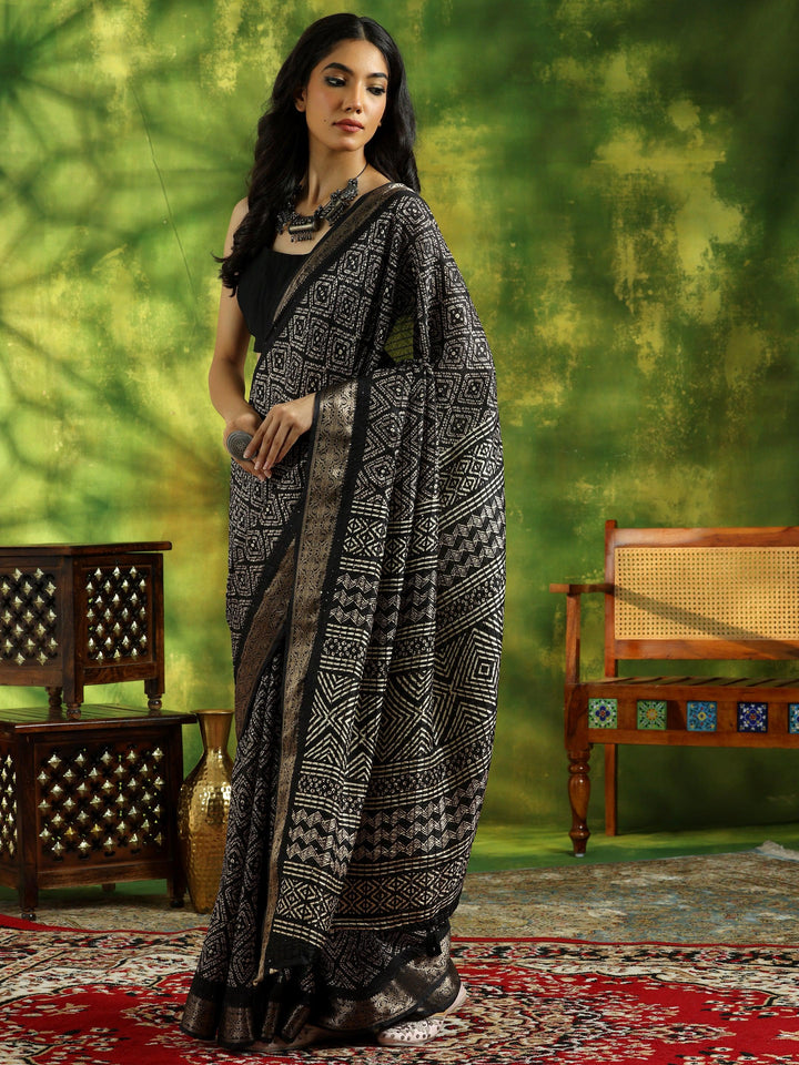 Black Printed Silk Blend Saree With Unstitched Blouse Piece - Libas