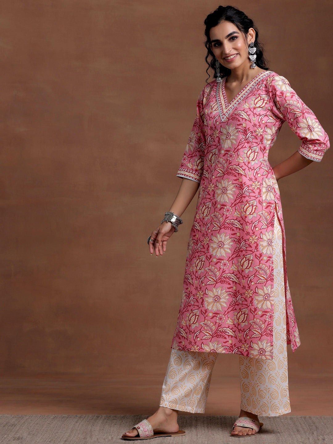 Pink Printed Cotton Straight Suit With Dupatta - Libas