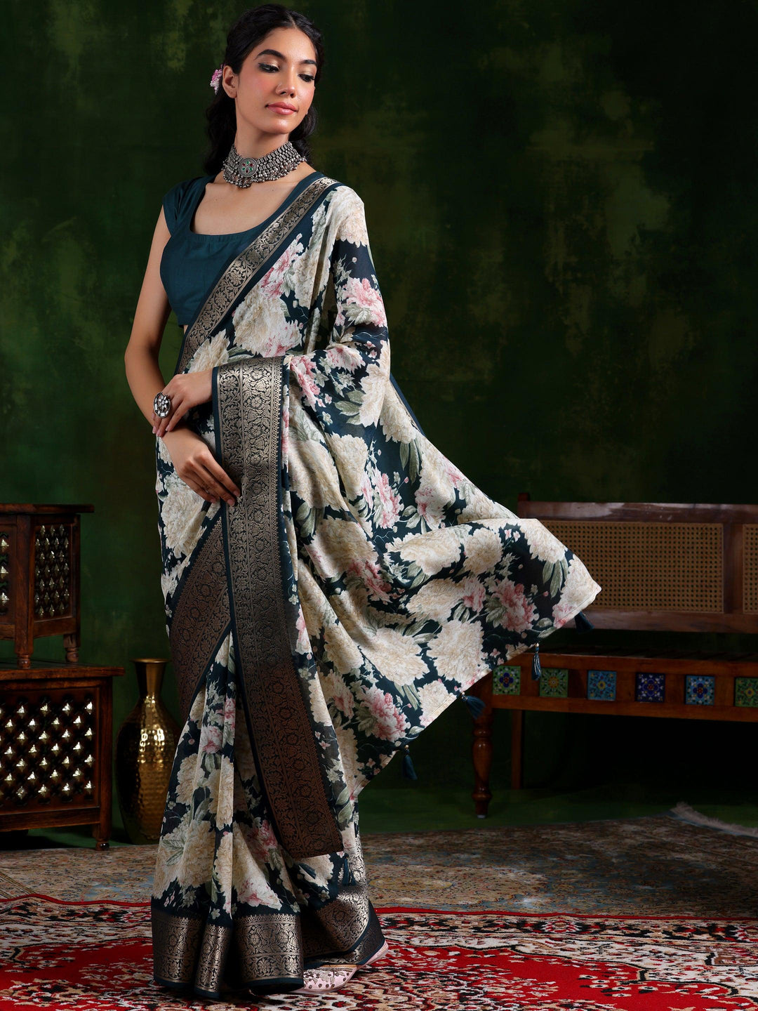 Teal Printed Silk Blend Saree With Unstitched Blouse Piece - Libas