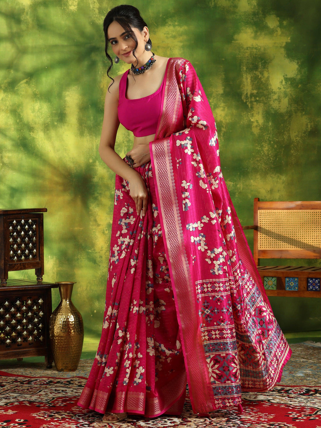 Pink Printed Silk Blend Saree With Unstitched Blouse Piece - Libas 