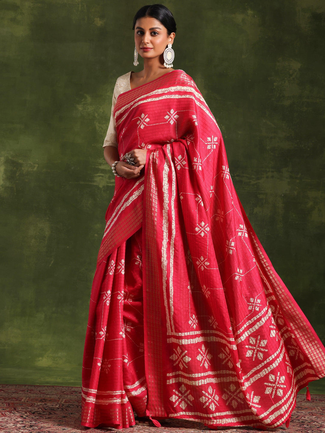 Pink Printed Silk Blend Saree With Unstitched Blouse Piece - Libas 