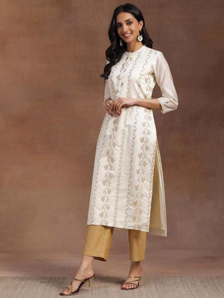 Off White Embroidered Chanderi Silk Straight Kurta - Libas